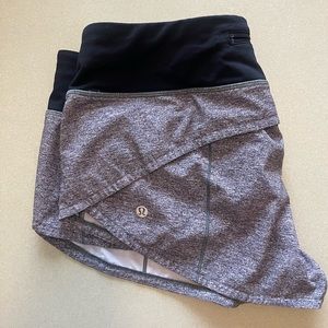 Lululemon speed up 2.5 low rise heather gray shorts